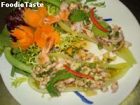 สูตรยำพริกหยวกกุ้งสด (Green Chili Salad with prawn)