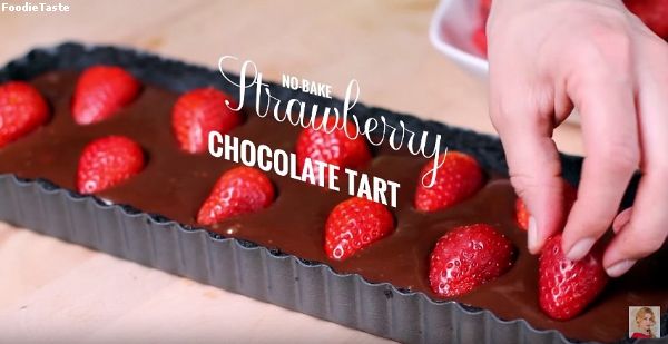สูตรNo Bake Strawberry Chocolate Tart Recipe