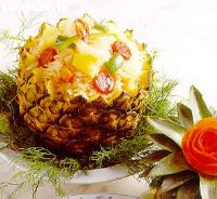 สูตรข้าวอบสับปะรด ตำรับราชสำนัก (Thai Royal Pineapple Fried Rice)