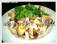 สูตรเห็ดไก่ (Stir fried mushroom with chicken)