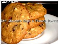 Soft peanut & black choc chip cookie