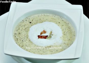 อิตาเลี่ยนซุปเห็ด (Italian mushroom soup)