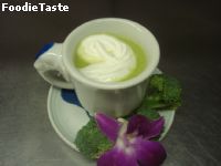 ครีมซุปบล็อกคอรี่ (Broccoli Cream Soup)