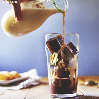 สูตรมอคค่าเย็นแบบเข้มข้น - Iced Mocha with coffee cubes