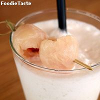 Lychee pudding smoothies