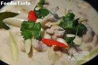 สูตรต้มข่าไก่ Thai Chicken Soup in Coconut Milk