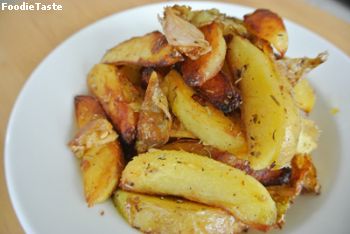 มันฝรั่งอบกระเทียม (Garlic roasted potato)