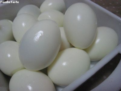 เอาไข่ไก่มาทอดเพื่อทำไข่ลูกเขย