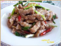 หมูสามชั้นผัดกะปิ 