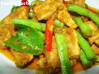 สูตรFried pork with curry past  หมูผัดเครื่องแกง