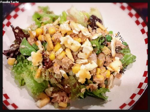 Tuna corn salad 