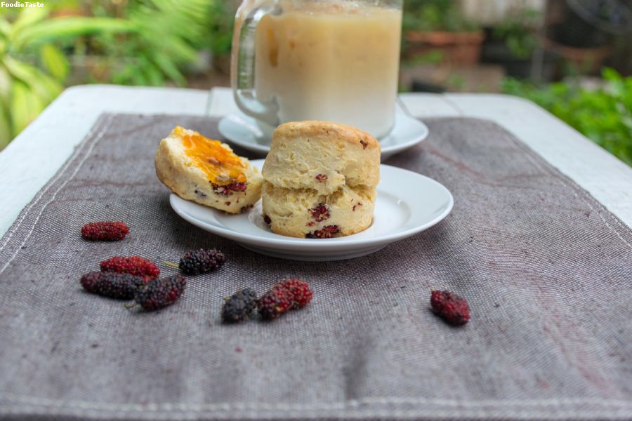 Mulberry scone.