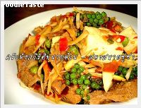 สองสหายซู่ซ่า (Stir fried tofu with fingerrot and mango ginger)