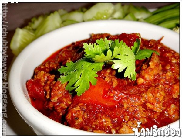 น้ำพริกอ่อง (Nam prik Onk: Minced pork and tomatoes chili dip)