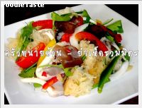 เห็ดสามัคคี (Mixed mushroom spicy salad)