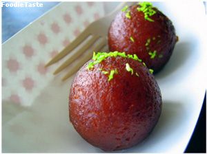 กุหลับ จามาน , กุหลาบ จามูน (Gulab Jamun) ขนมหวานของอินเดีย