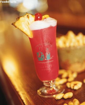 Home of Singapore Sling at Long Bar , Raffles Hotel singapore 